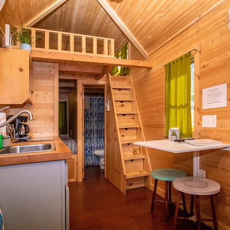Mt Hood Tiny House Village Welches Exteriér fotografie